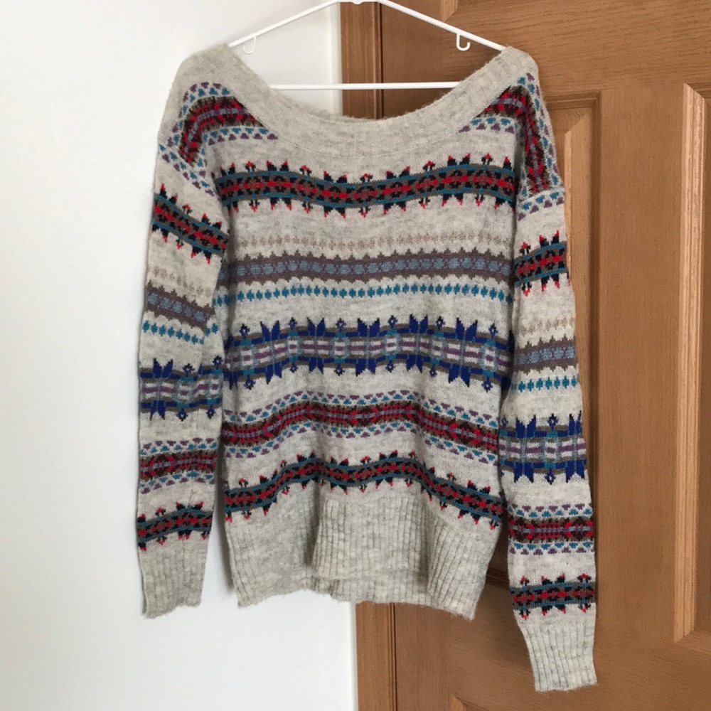 American Eagle printed sweater